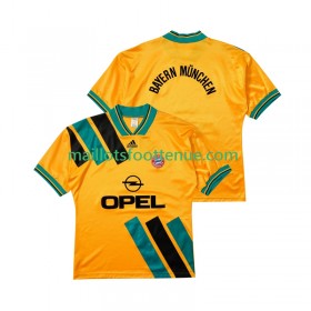 Maillot/Tenue Bayern Munich 1993 Retro Exterieur 1996